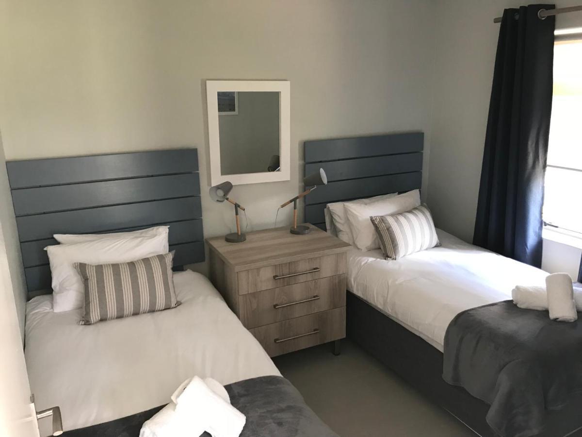 Kleinmond Lodge 外观 照片
